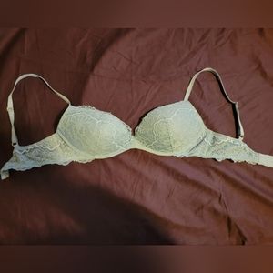 Victorias secret wireless demi 34C